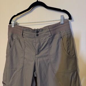 Athleta Womens 12T Cargo Roll-up Workout Straight Pants Khaki Stretch